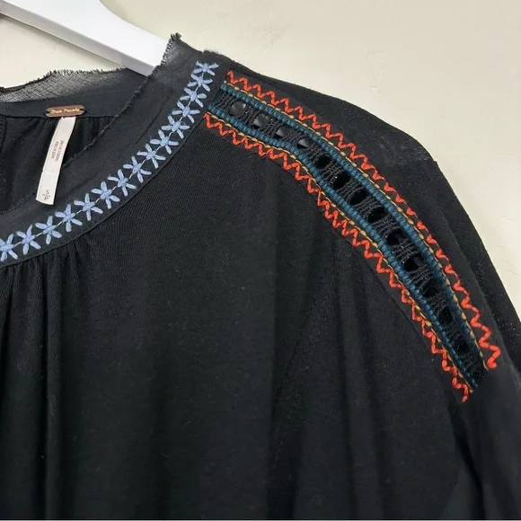 Free People On Holiday Embroidered Tunic Tribal Tassel Top Black - Picture 6 of 15